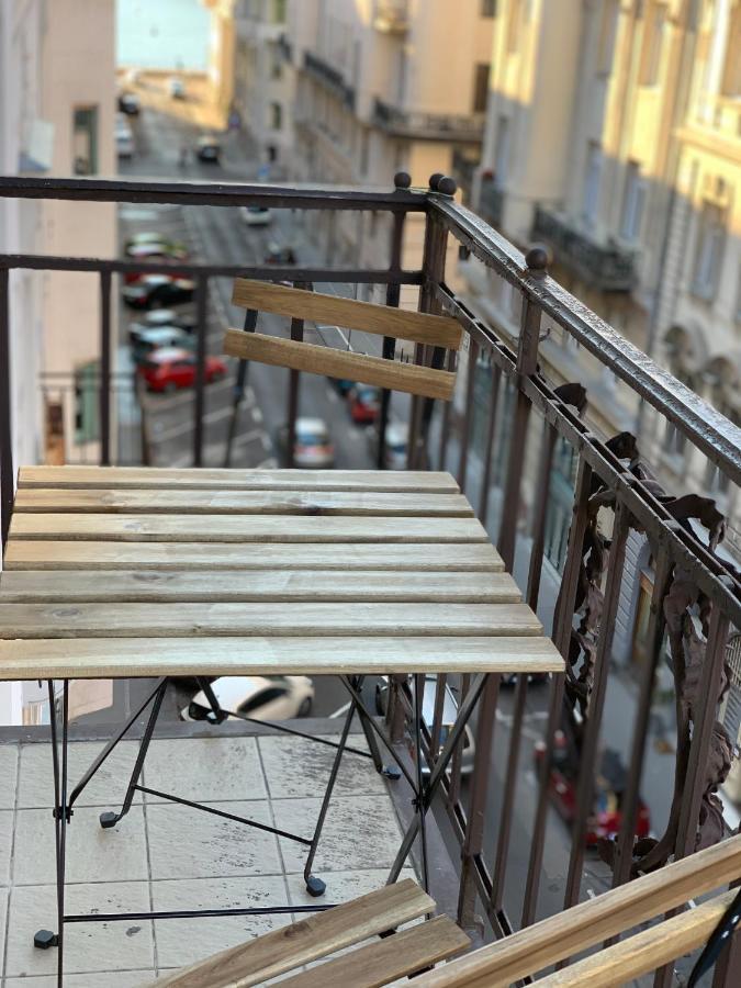 Real Apartments Zoltan Βουδαπέστη Εξωτερικό φωτογραφία