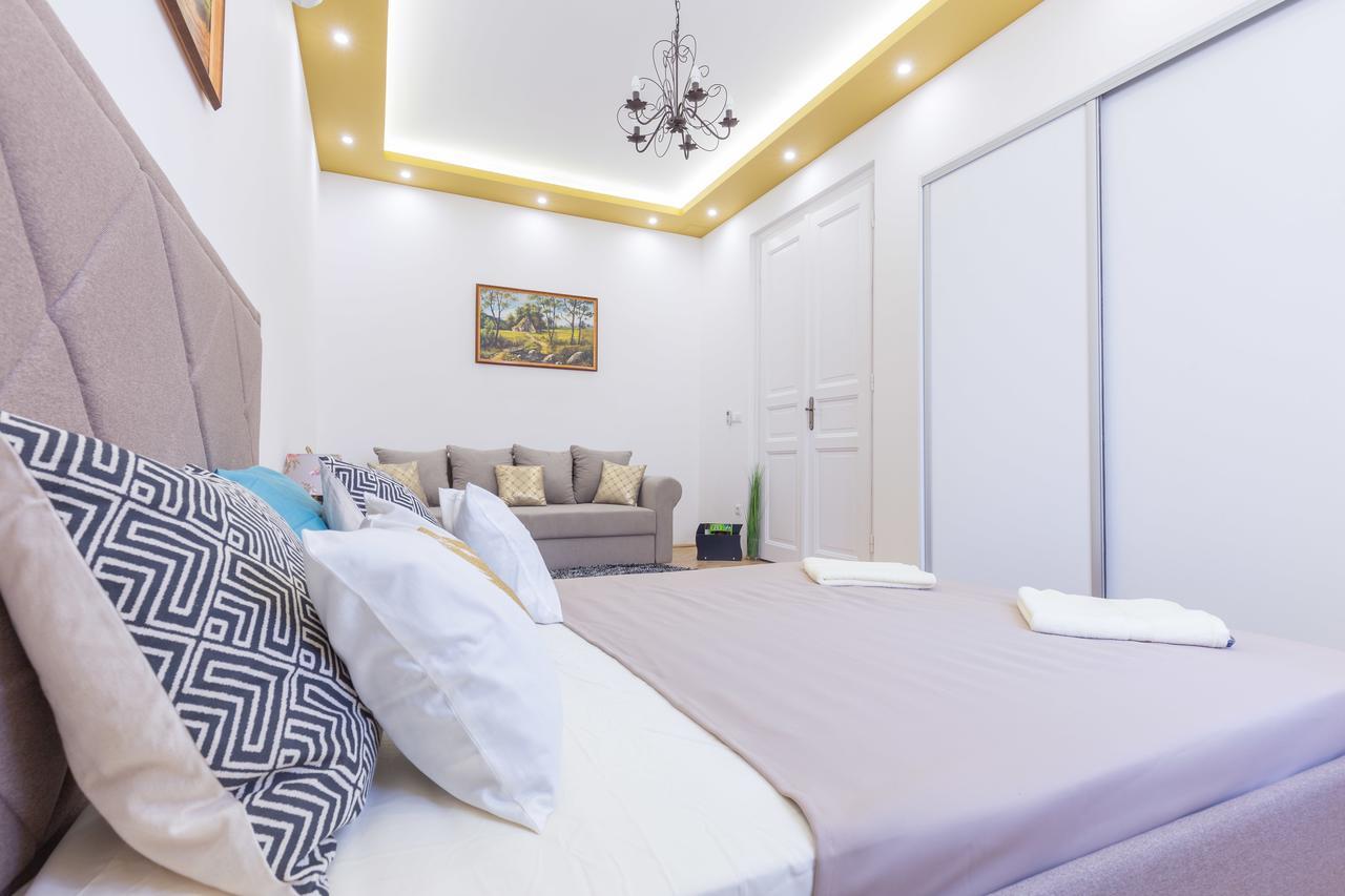 Real Apartments Zoltan Βουδαπέστη Εξωτερικό φωτογραφία