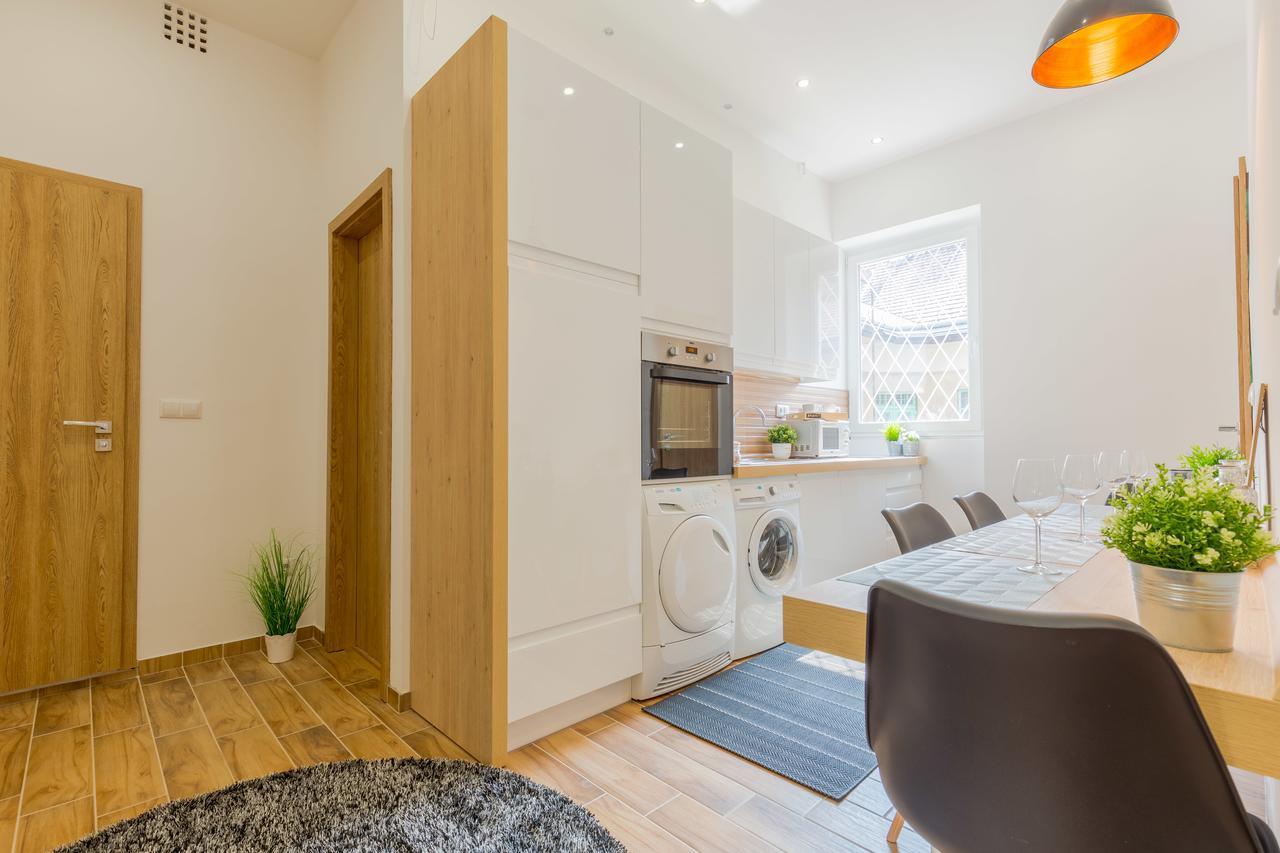 Real Apartments Zoltan Βουδαπέστη Εξωτερικό φωτογραφία